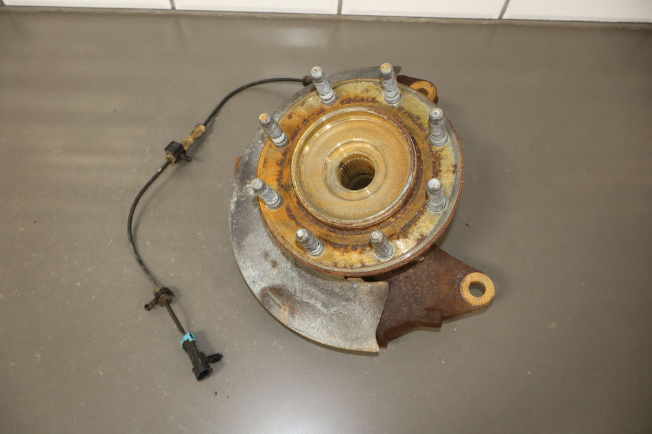 2008 Chevrolet Silverado 2500- SPINDLE KNUCKLE FRONT
