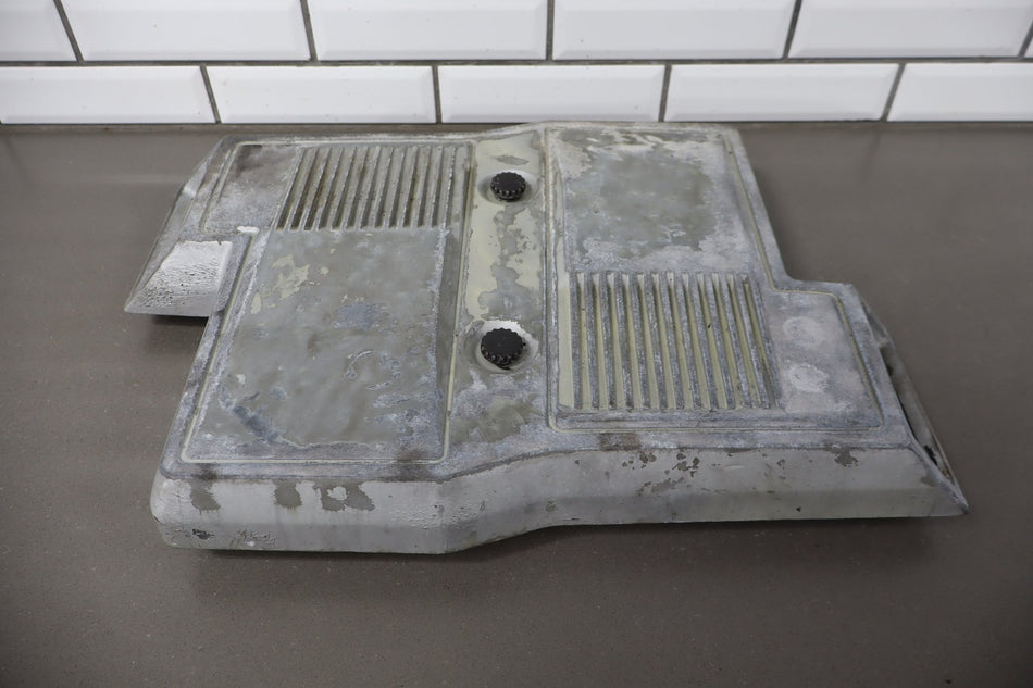 1982-1984 Chevrolet Corvette C4- Air Cleaner