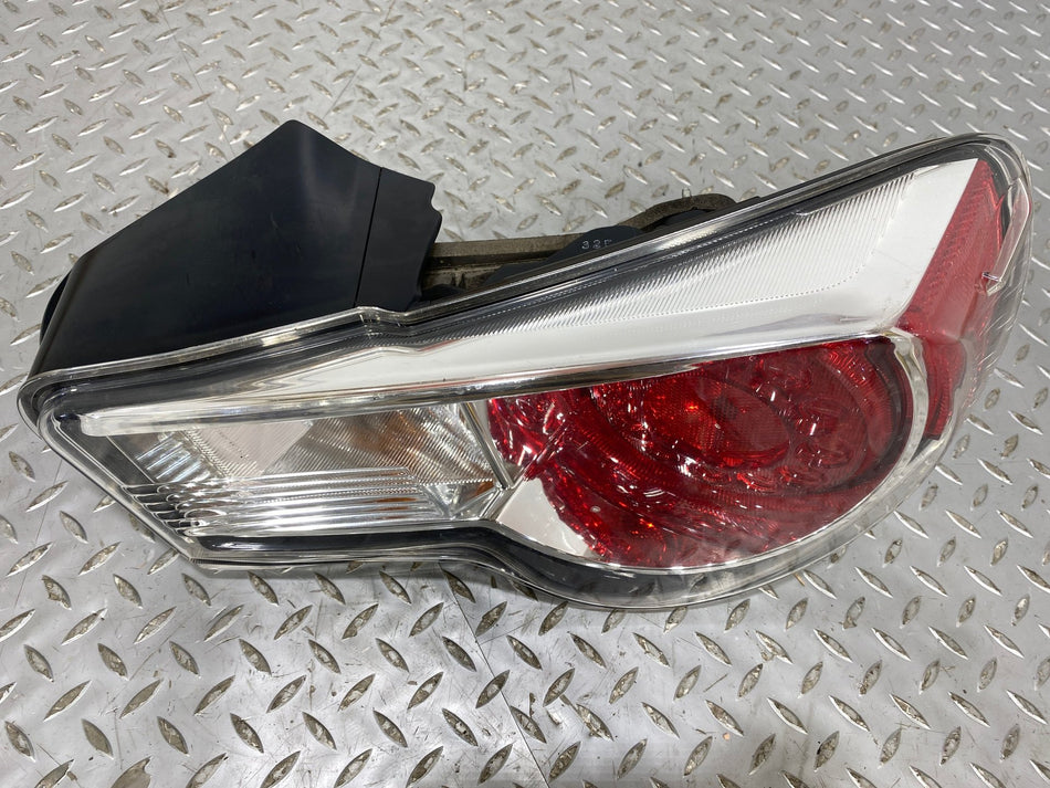 13-20 Subaru BRZ Right Tail Light