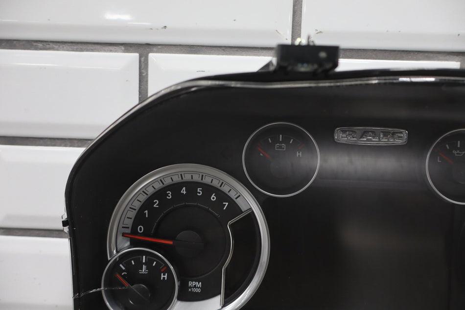 2013-2018 Ram 1500 Gasoline 7" Color EVIC Speedometer Cluster 148846 Miles