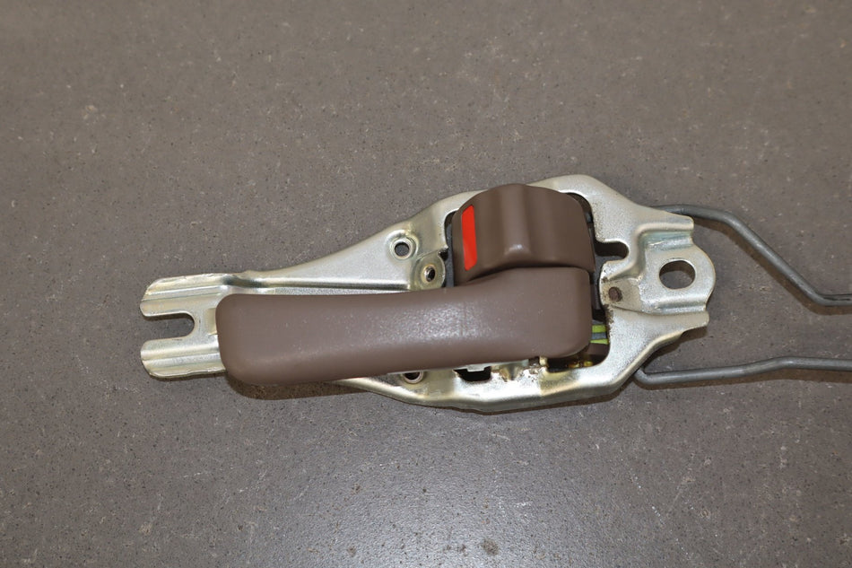 1997 Lexus LX450 J80- Right Rear Door Latch