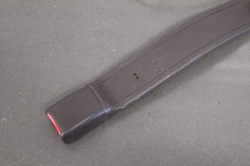 1991-1992 Toyota Land Cruiser FJ80 LH Front Seat Belt Buckle