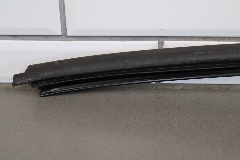 1997-2004 Chevrolet Corvette C5 Exterior Right A Pillar 10247724