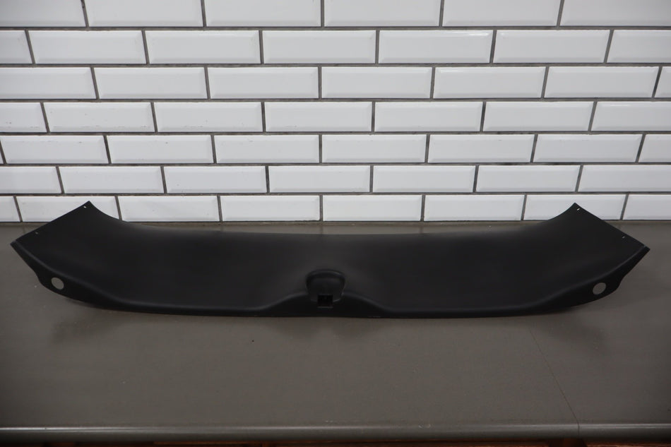 1997-2004 Chevrolet Corvette C5 Coupe Interior Halo Trim Black