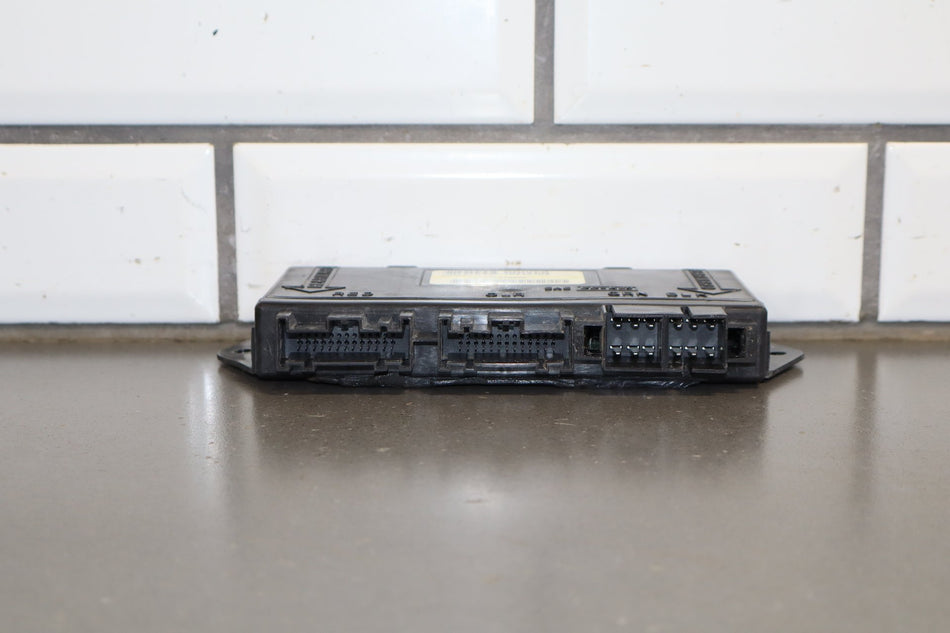 2000-2004 Chevrolet Corvette Driver Left Door Control Module 10342159