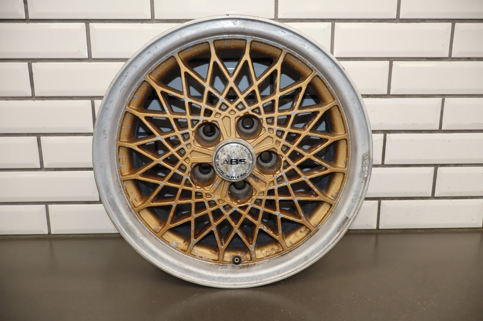 89-96 Pontiac Grand Prix 16x8 Mesh Alloy Wheel LH Front