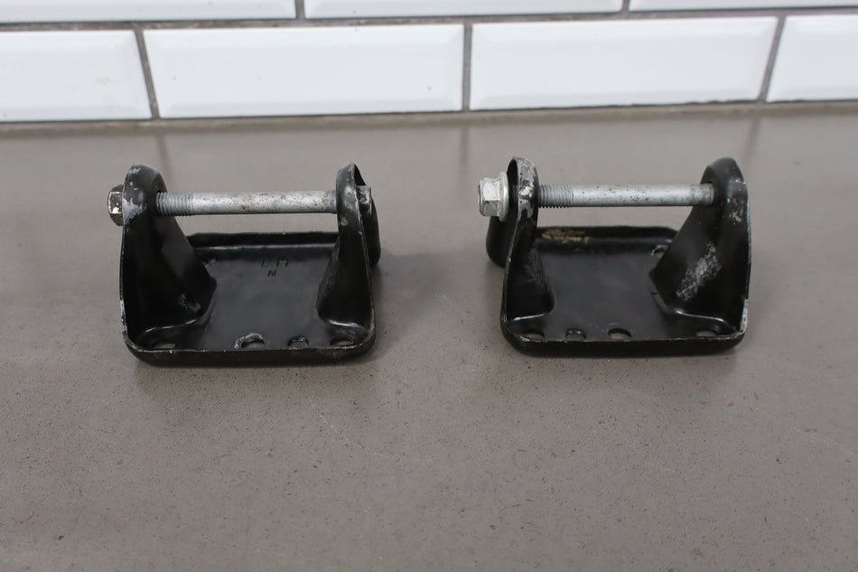 1992-1996 Chevrolet Corvette- Engine Mount Brackets- Pair
