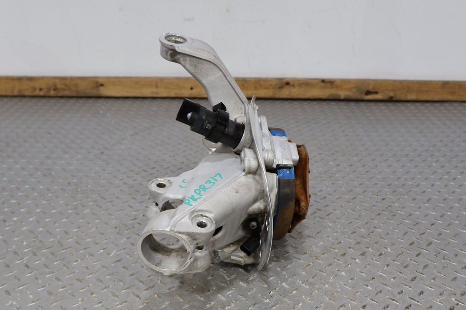 17-24 Porsche 718 Cayman Boxster Left Rear Knuckle