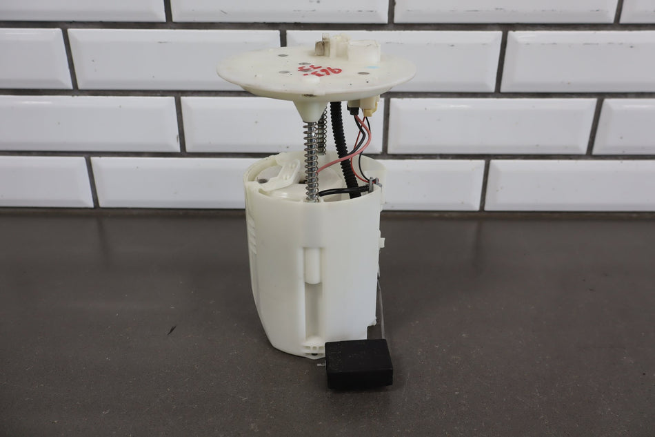 2012 Toyota Sienna 3.5L Fuel Pump OEM