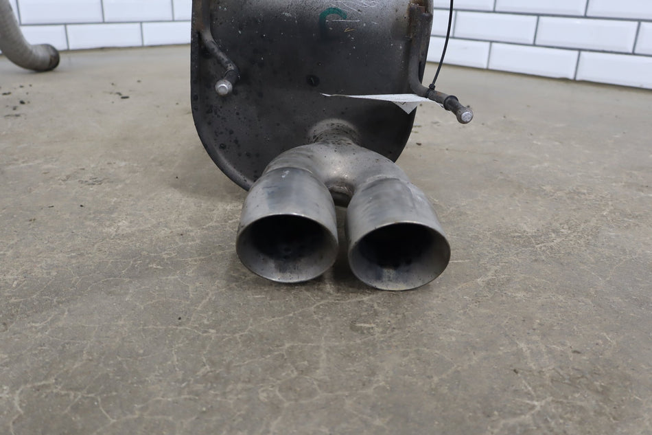 05-13 Chevy Corvette C6 OEM Muffler Pair LH RH
