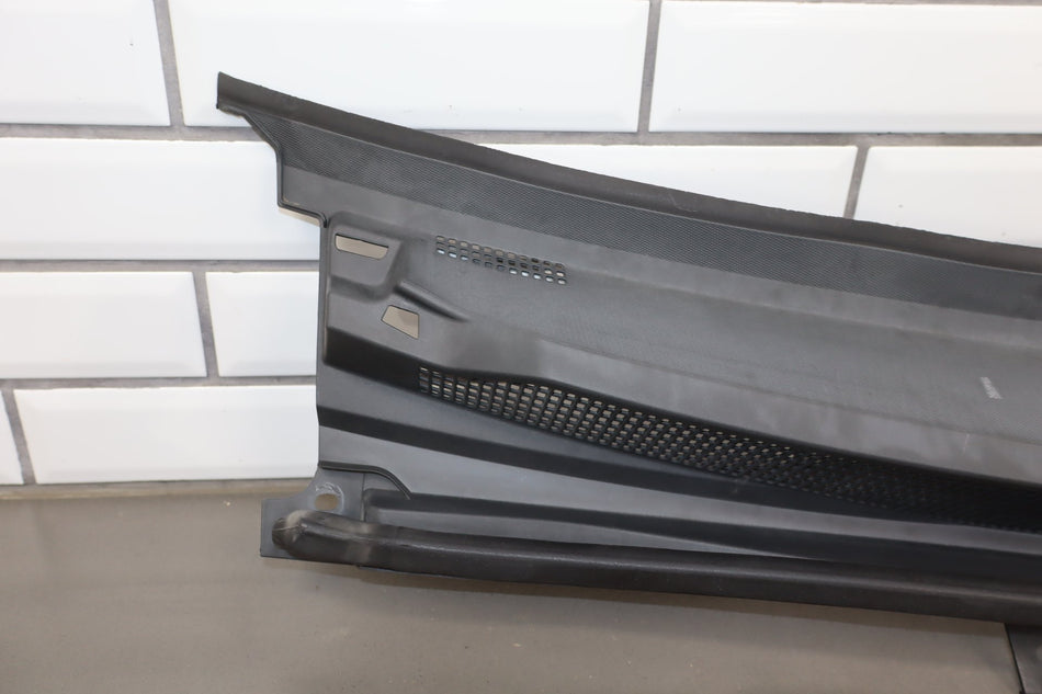 2014-2018 GMC Sierra 1500 Cowl Vent Panel OEM