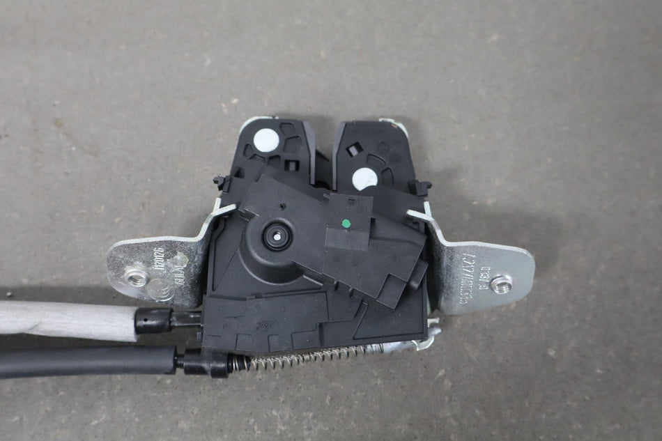 2020 Tesla Model X- Tailgate Latch with Actuator