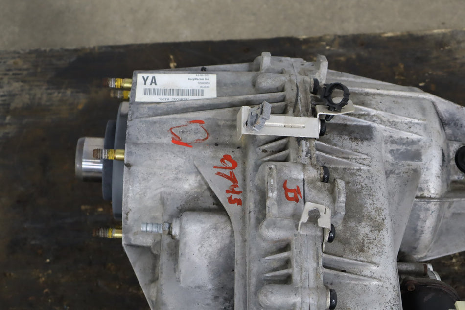 2003-2007 Hummer H2 Transfer Case 24243306 203685 Miles