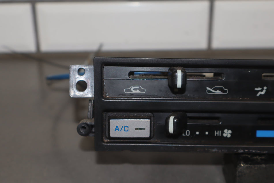 1988 Toyota Corolla Climate Control OEM