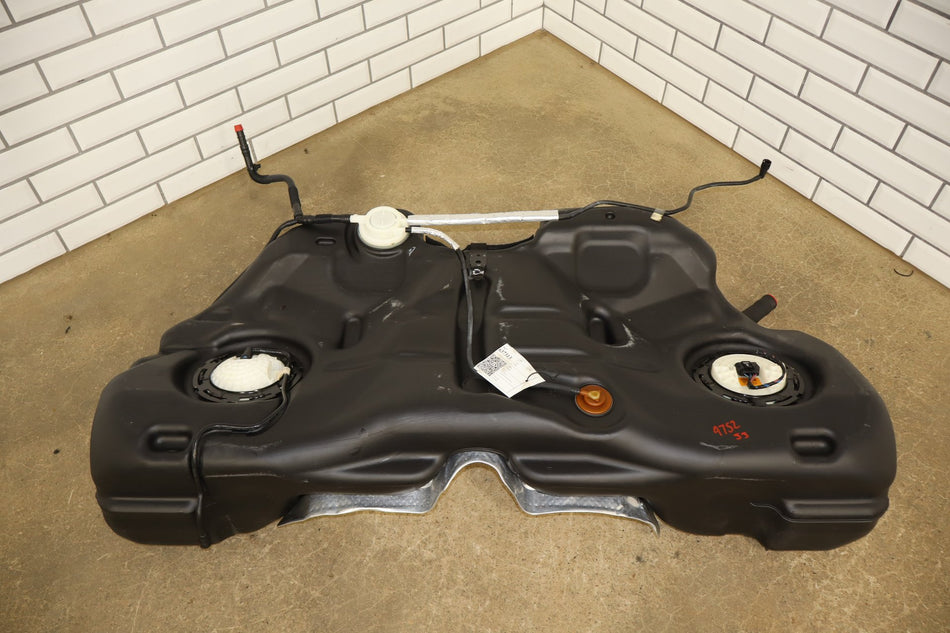 06-10 Dodge Charger SRT8 Fuel Tank w/ Pump 05170580AB