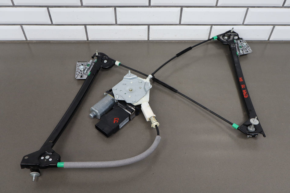 05-13 Chevy Corvette C6 RH Window Regulator 22895756