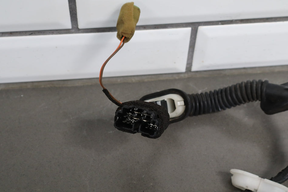 2004-2006 Pontiac GTO Driver Left Door Wiring Harness OEM