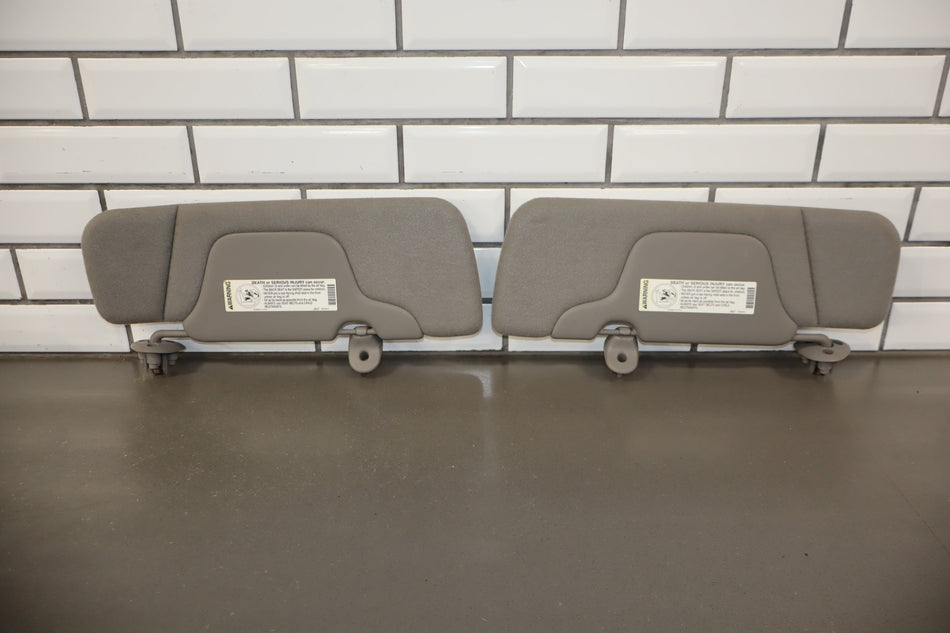 1999 Chevrolet Silverado Sun Visor Pair Left/Right Medium Gray 92D