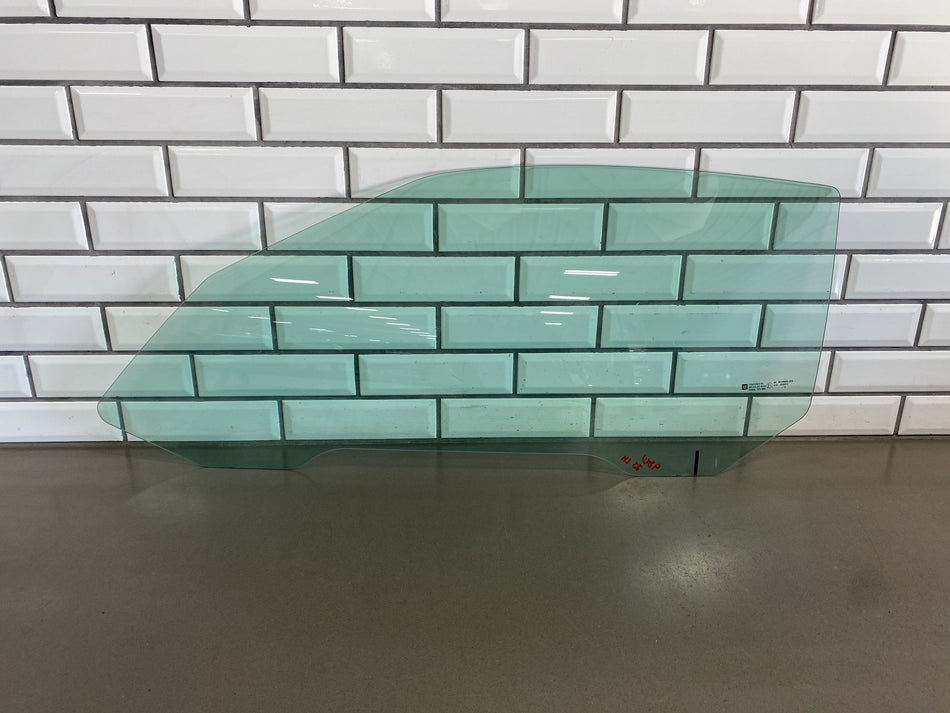 05-13 Chevy Corvette C6 Driver Left LH Door Window Glass 15270576