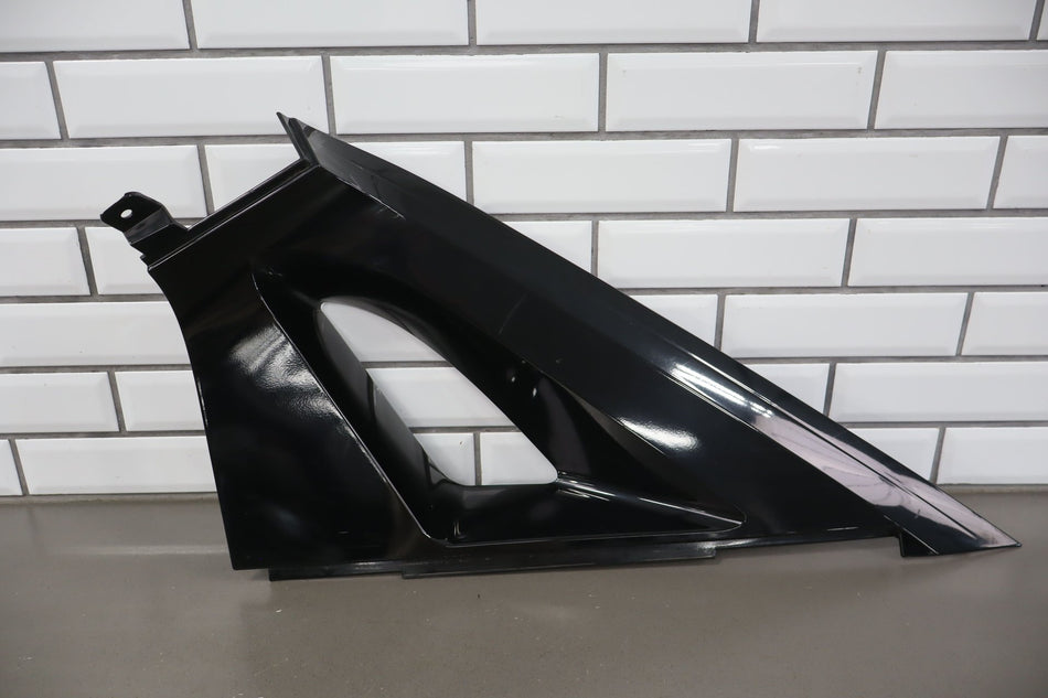 2013 Chevrolet Avalanche- Right Quarter Glass Mold
