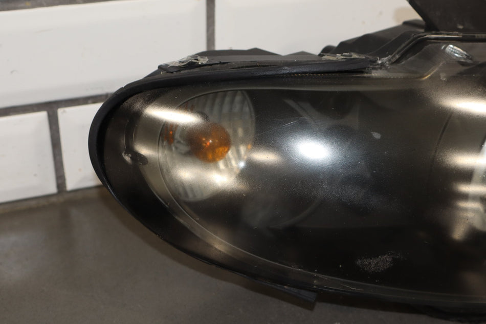 2004-2006 Pontiac GTO Aftermarket Right Halo Headlamp 92155600 OEM