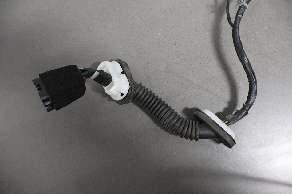 2006 Pontiac GTO Door Wiring Harness 9211622 OEM