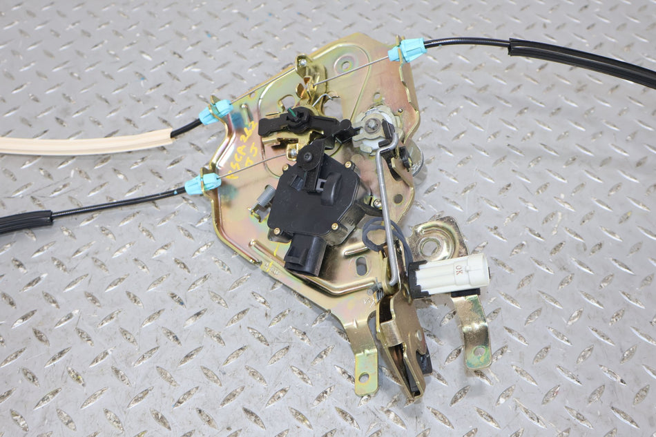 03-06 Cadillac Escalade ESV Tailgate Latch Pair