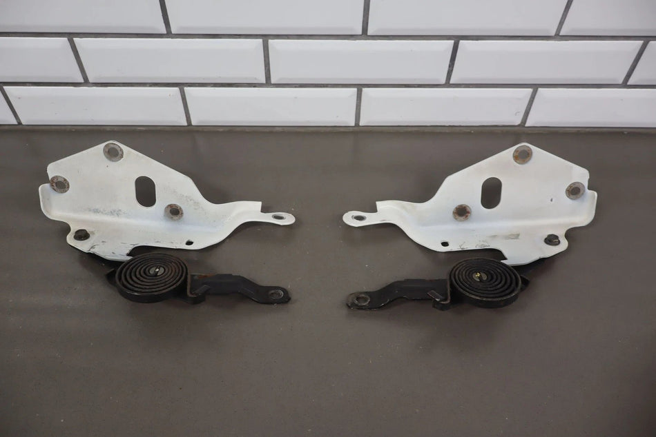2001 Chevrolet Silverado 3500- Hood Hinge