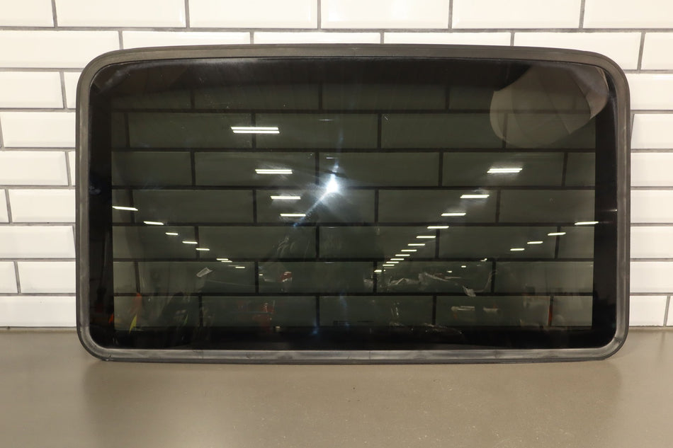 2003-2009 Hummer H2- Sunroof Glass Window 15781625