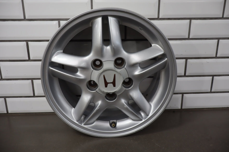 1997-2003 Honda CRV 15x6 Aluminum Wheel Rim OE Silver 63768