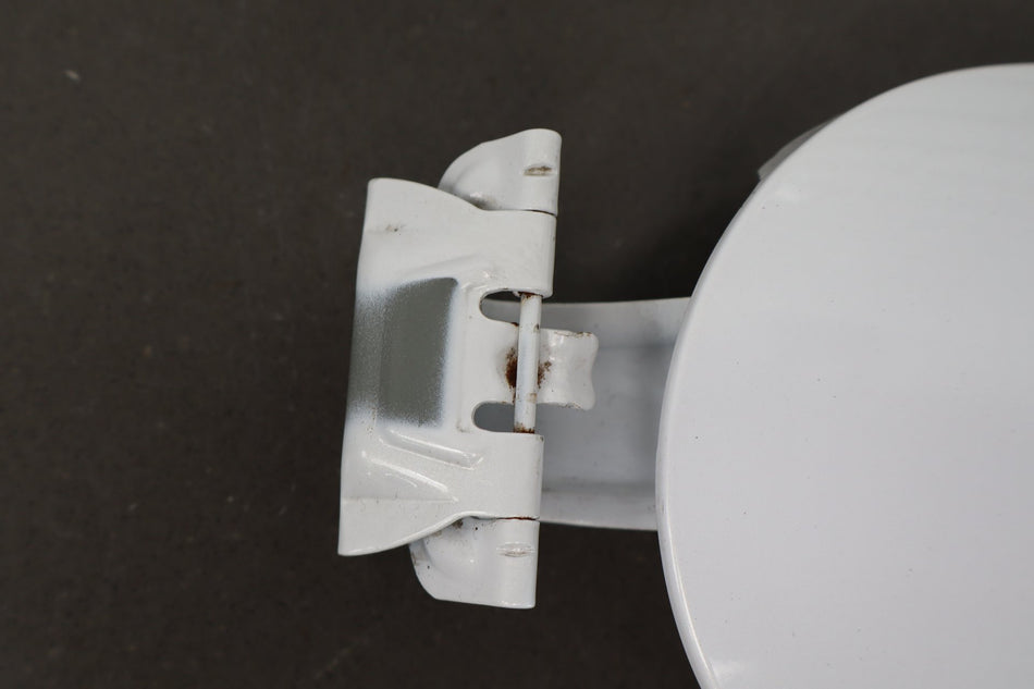 04-08 Mazda RX-8 (SE3P) Fuel Filler Door Crystal White Pearl 34K
