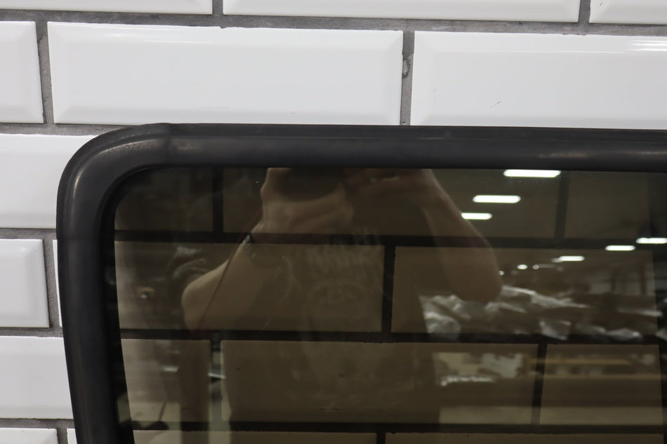 1991-1998 Lexus LX450 Left Quarter Window 6271160360 OEM