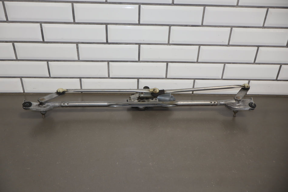 2008-2010 Dodge Challenger Front Wiper Motor OEM