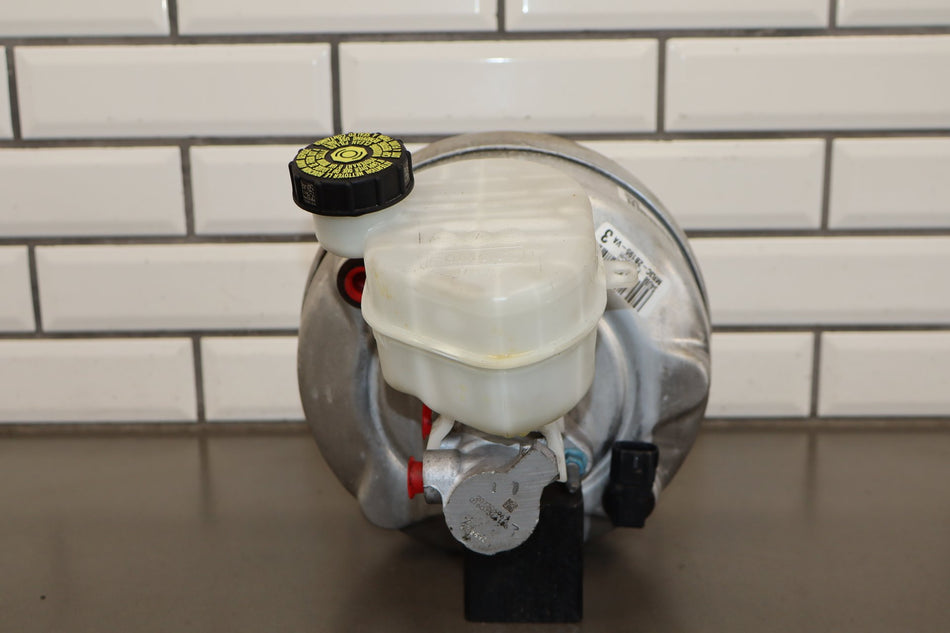 2018-2023 Ford Mustang GT 5.0 Brake Booster Master Cylinder MR3C-2B195-VA OEM