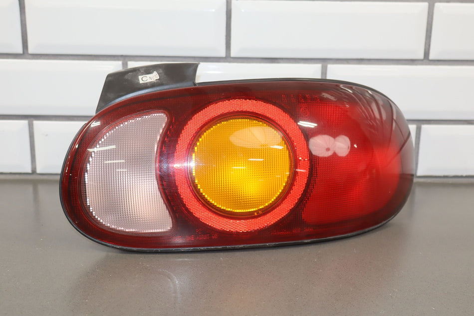 2000 Mazda MX-5 Miata Right Tail Light Genuine 60279