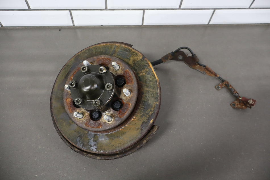 1999 Isuzu Trooper- Left Front Spindle