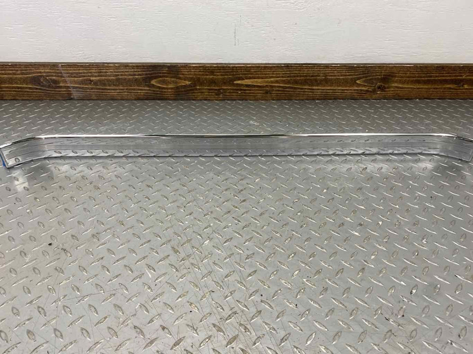 05-12 Maybach 57 W240 Right Front Sill Plate (Woodgrain)