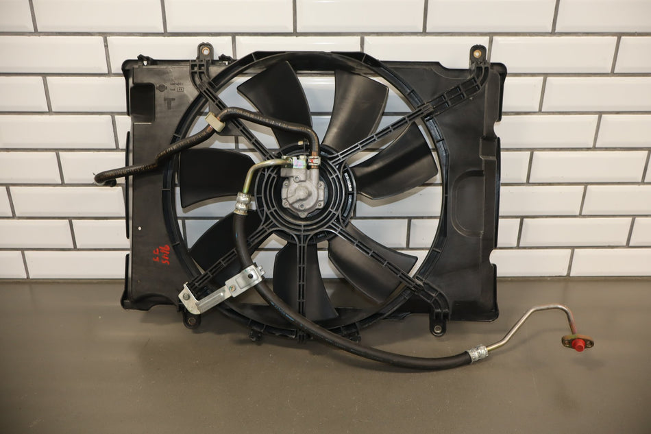 2002-2004 Infiniti M45 Cooling Fan OEM