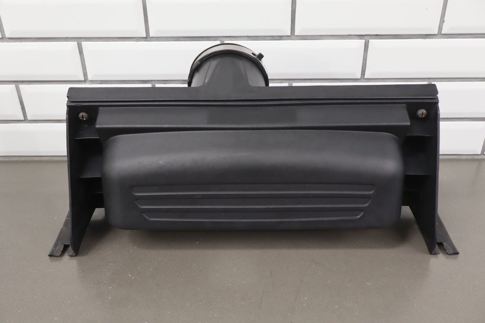 2004 Chevrolet SSR- Air Cleaner/Box