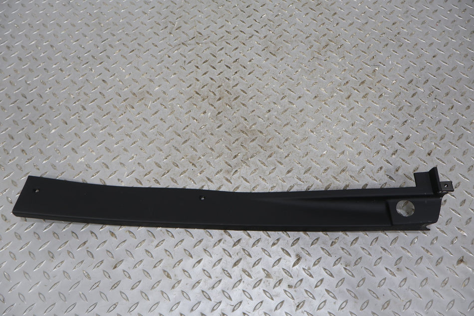 94-96 Chevy C4 Corvette Rear Deck Trim Pair (Black)