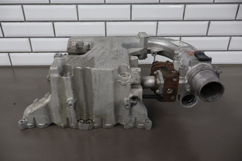 2016 Nissan Titan XD Intake Manifold OEM