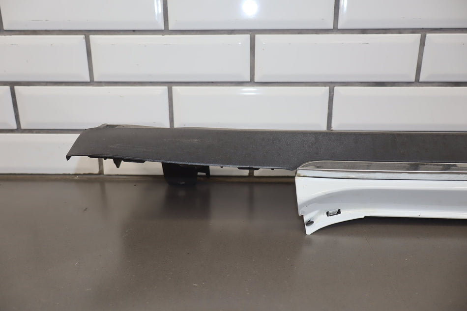 2015 Tesla Model S 85D Left Rocker Molding Solid White PBCW