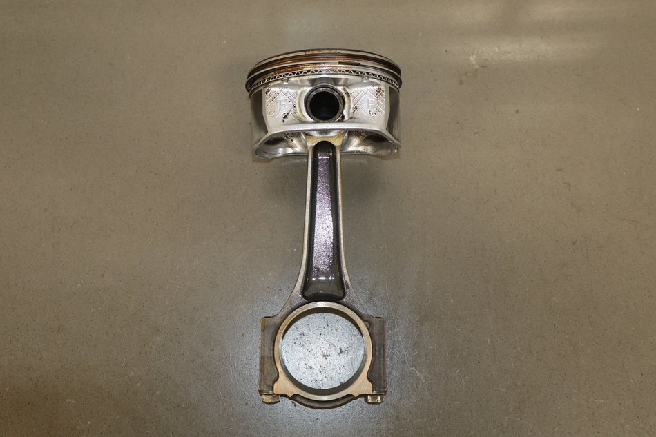 05-10 Dodge Charger SRT8 6.1 ESF Piston w/ Connecting Rod