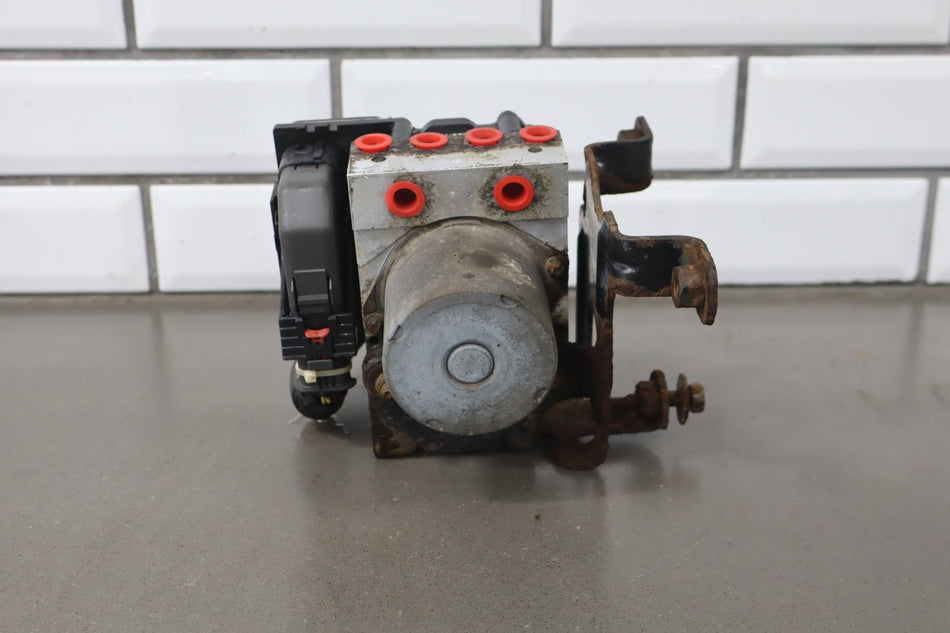 2007 Chevrolet Tahoe ABS Brake Unit 15905736 OEM