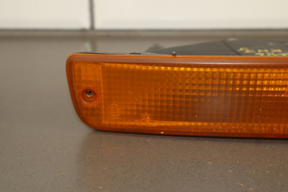 1997 Lexus LX450- Right Front Lamp