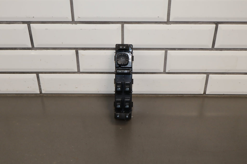 2003-2007 Hummer H2- Left Front Window Switch