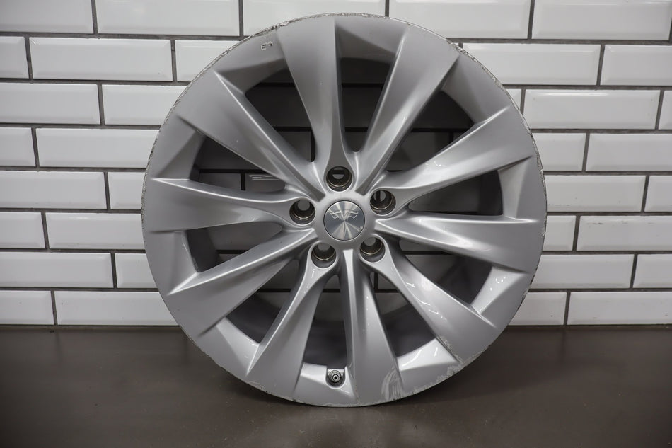 2016-2020 Tesla Model X OEM 20x9.5 Rear Wheel/Rim Slipstream 1027245-00-A