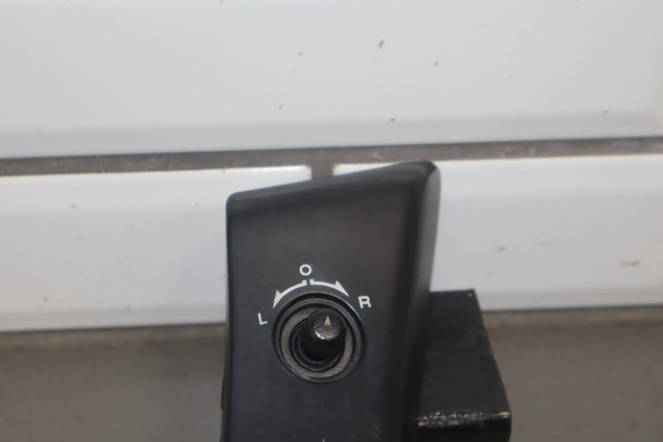 1994-1996 Chevrolet Corvette C4 - Front Door Window, Mirror Switch W/ Bezel