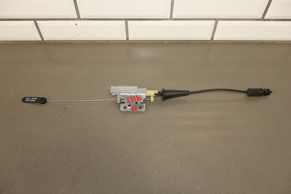 1997-2004 C5 Corvette Fuel Tank Filler Door Release Cable & Motor 10275633