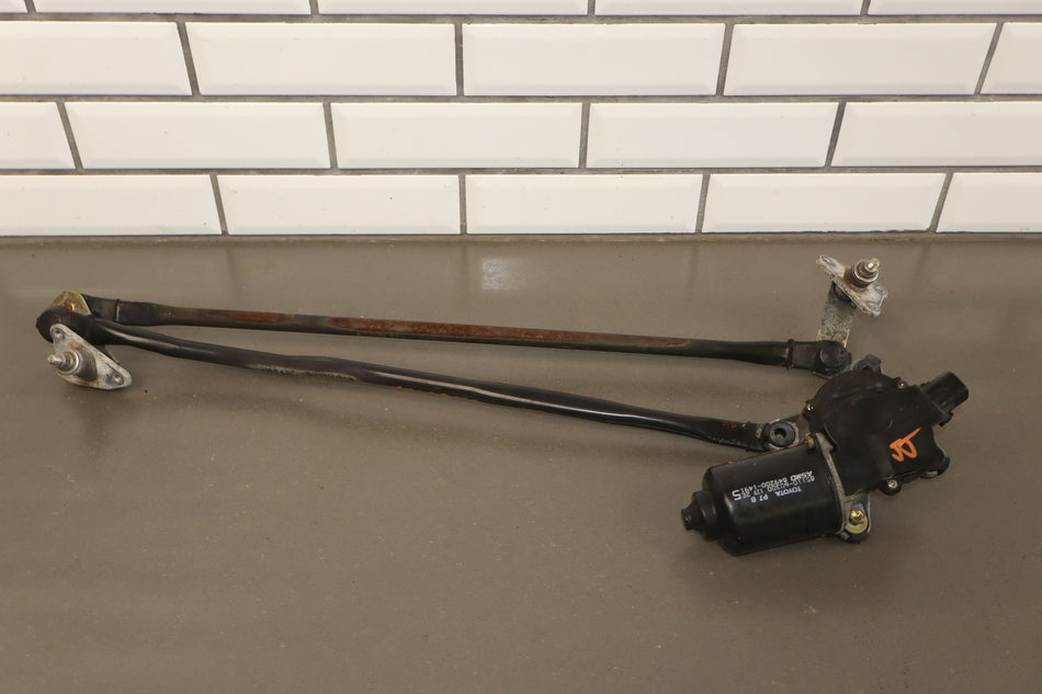 2003 Lexus LX470- Wiper Linkage